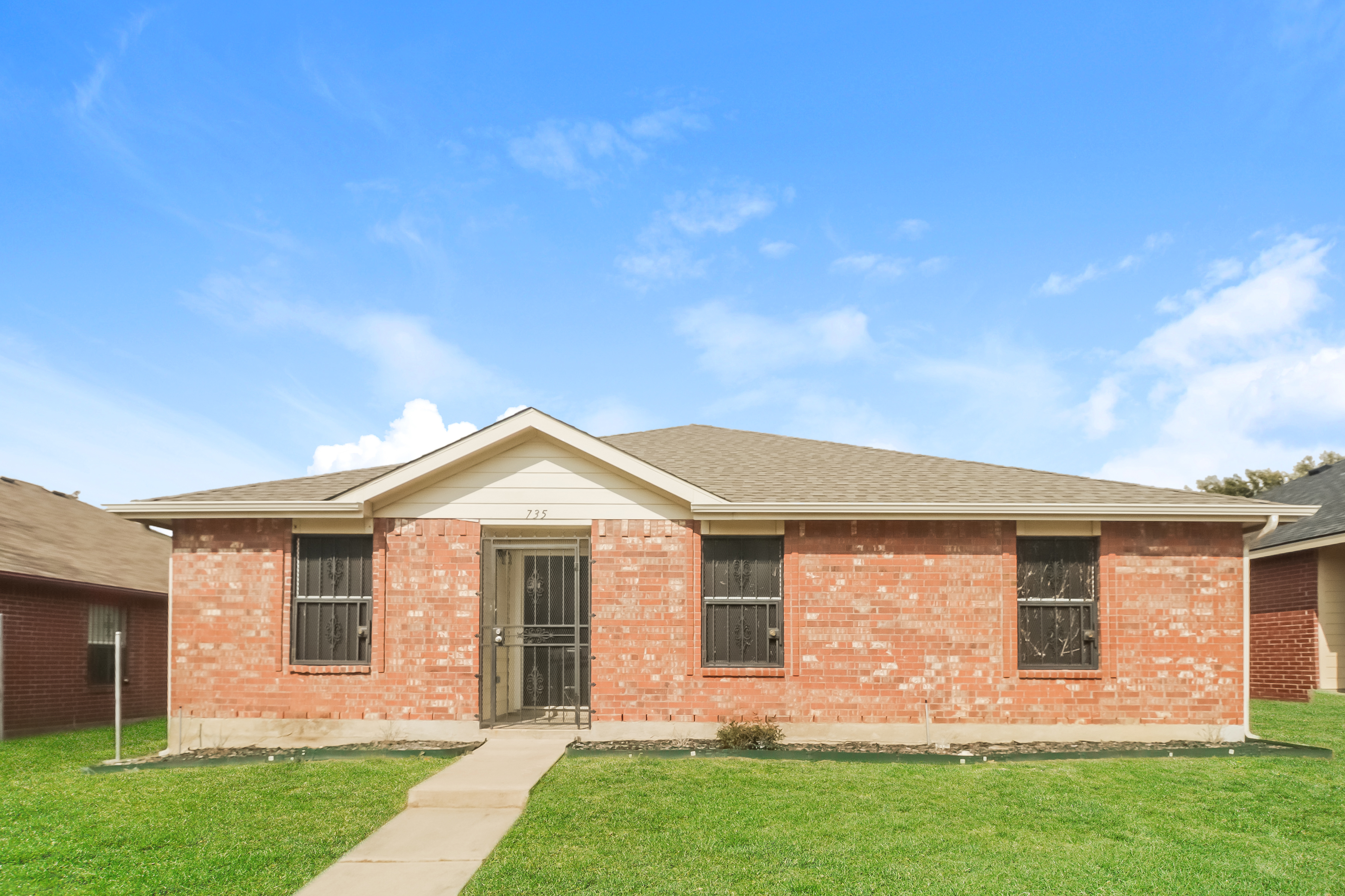 735 Panola Dr Dallas, TX 75241